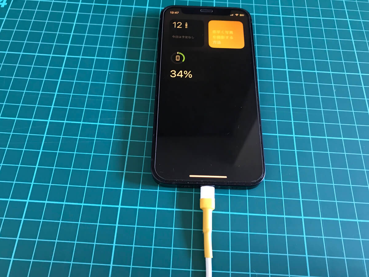 iPhoneと熱収縮チューブで補修したLightningケーブル